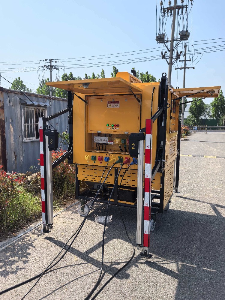 自装卸发电方舱保电现场50KW